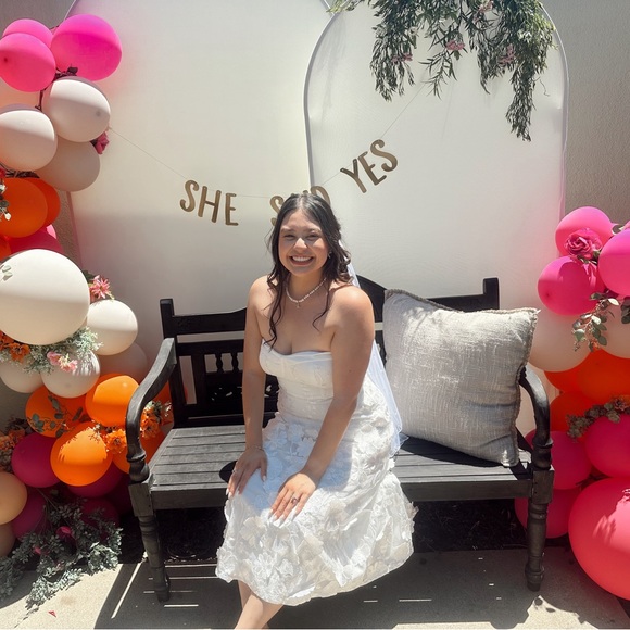 Lulus delightful romance white floral 3D strapless lace-up midi dress - Picture 3 of 4